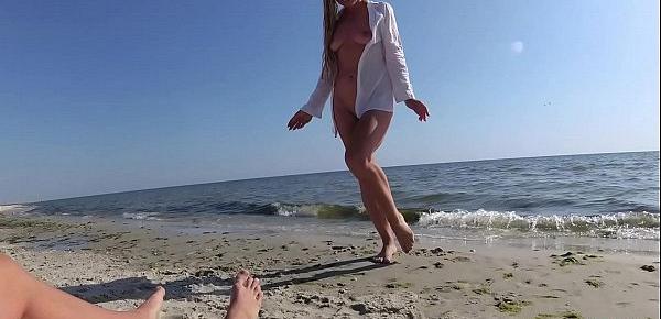 trendsRomantic Sex On The Beach Of A Young Couple ,Passionate Fucking And Deep Blowjob JessiJek